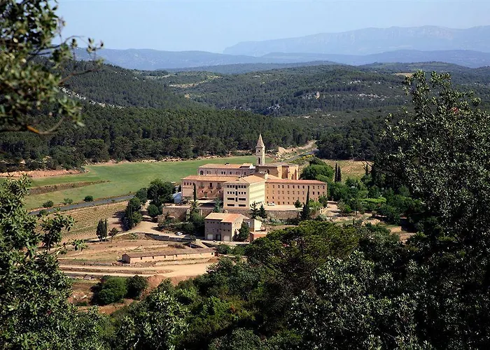 Monestir De Les Avellanes 3* Os De Balaguer