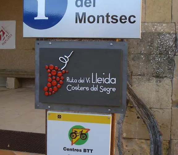 Monestir De Les Avellanes 3* Os De Balaguer