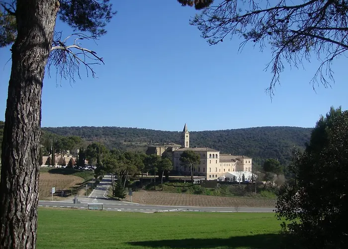 Monestir De Les Avellanes 3*