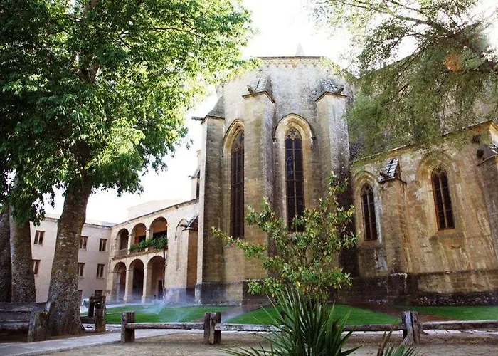 Monestir De Les Avellanes Hotel