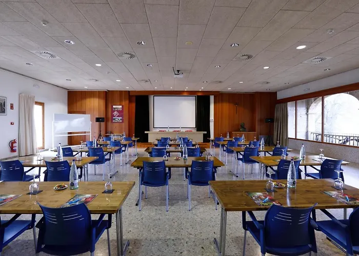 Hotel Monestir De Les Avellanes Os De Balaguer