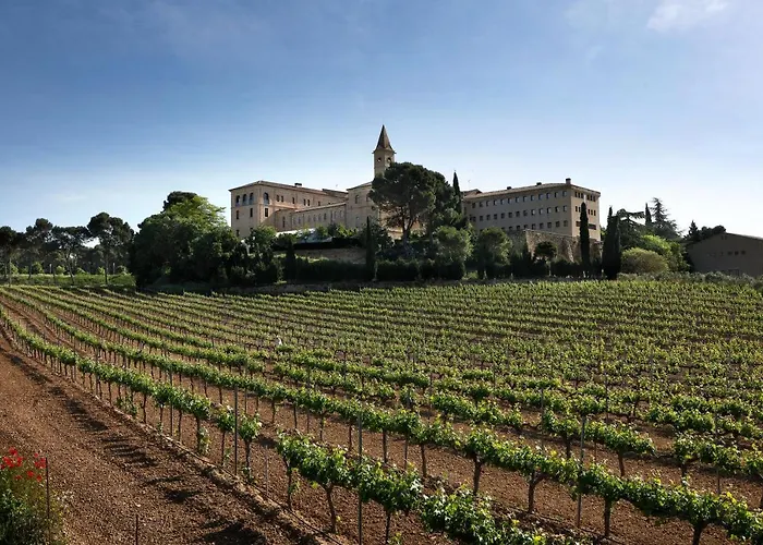Hotel Monestir De Les Avellanes