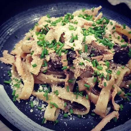 Ξενοδοχείο Monestir De Les Avellanes Os De Balaguer