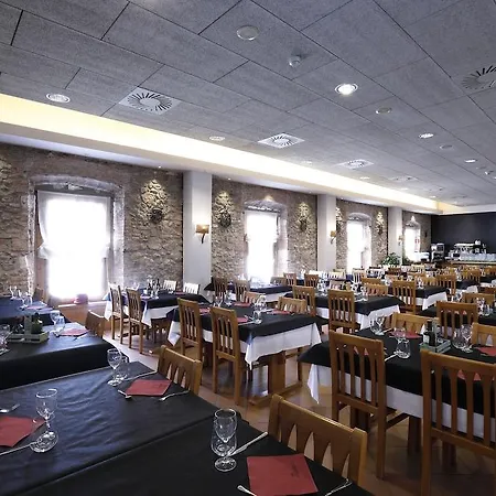 Hotel Monestir De Les Avellanes