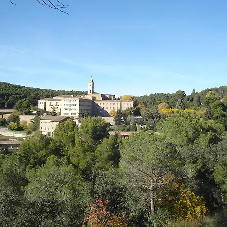 Monestir De Les Avellanes Szálloda 3*