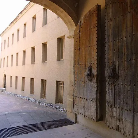 Ξενοδοχείο Monestir De Les Avellanes Os De Balaguer