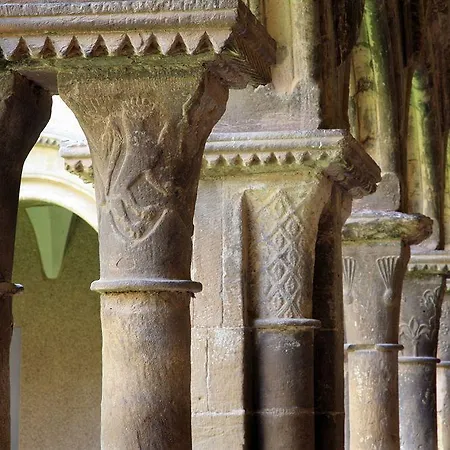 Monestir De Les Avellanes