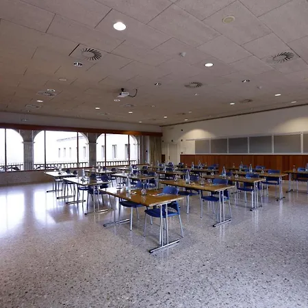 Ξενοδοχείο Monestir De Les Avellanes 3*