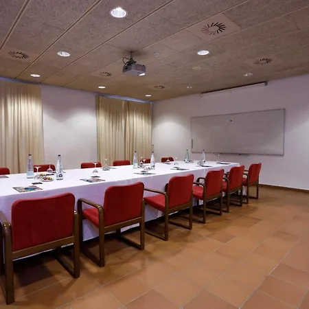 Monestir De Les Avellanes Hotel Os De Balaguer