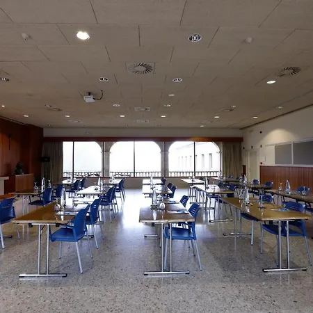 Monestir De Les Avellanes Hotel