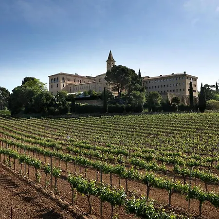 Hotel Monestir De Les Avellanes